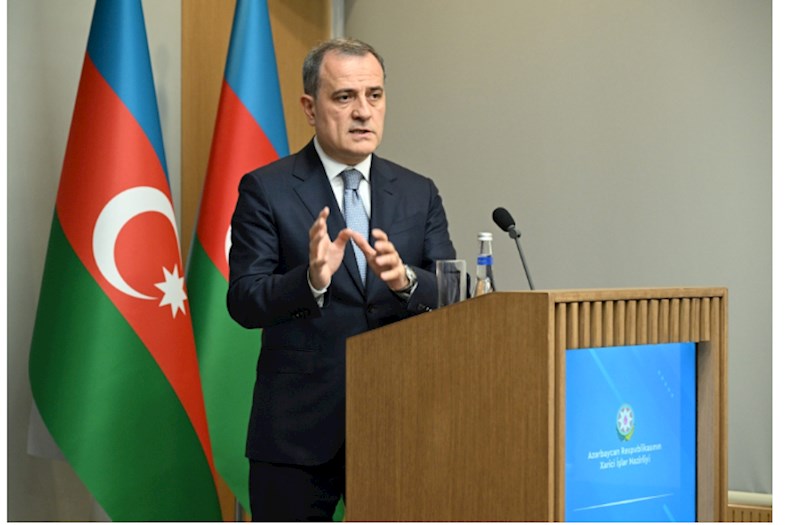 Makron zəng edib Azərbaycanı təhdid edirdi — Nazir sirləri açdı